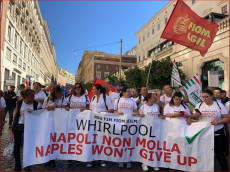 Un corteo di lavoratori e sindicalisti sflila per le strade di Roma. Immagine d'archivio