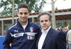 Giacomo Bonaventura insieme al nostro corrispondente Emilio Buttaro ai tempi della Nazionale