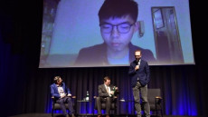 Joshua Wong in collegamento video alla Conferenza del Parlamento italiano.