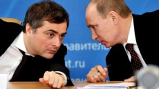 Vladislav Surkov e Vladimir Putin.