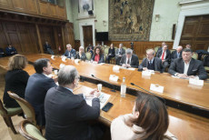 Un momento dell'incontro tra governo e sindacati a palazzo Chigi sul taglio del cuneo fiscale