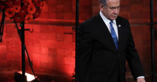 Il primo ministro di Israele Benjamin Netanyahu durante il Quinto Foro di Yad Vashem nel Museo Memorial dell'Olocausto a Gerusalemme