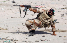 Libia, mercenario in azione.