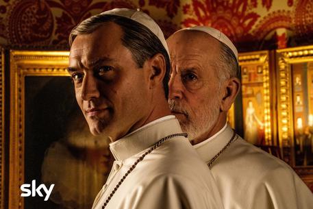 Set della serie Tv "The New Pope" di Paolo Sorrentino. Nella foto Jude Law e John Malkovich.