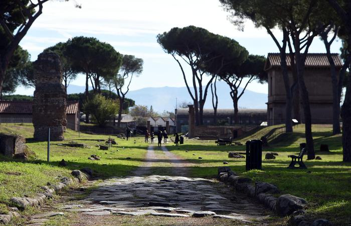 La Via Appia nella zona "Tomba Barberini".