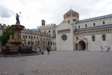 Piazza del Duomo a Trento.