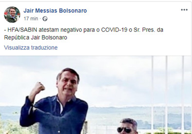Il presidente del Brasile Jair Bolsonaro fa la mossa dell'ombrello in un tuit dove smentisce di avere il coronavirus.