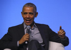 Barack Obama durante una conferenza stampa nella presentazione della Fondazione Obama..