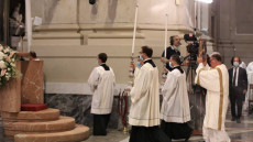 Vaticano, i laici possono celebrare nozze e funerali.