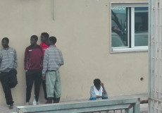 Un gruppo di migranti in Sicilia.