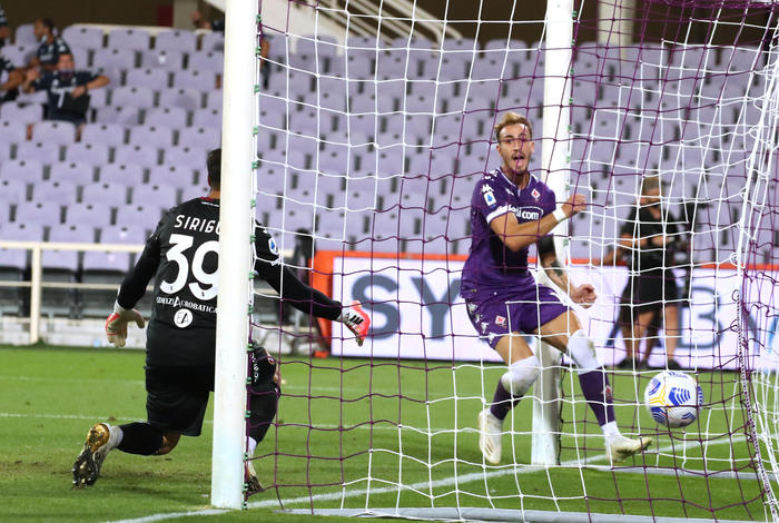 Gaetano Castrovilli mette a segno il primo gol della stagione 2020-2021 in Fiorentina-Torino.