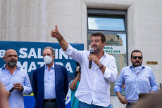 Il leader della Lega Matteo Salvini a Matera durante il comizio a sostegno del candidato sindaco di centrodestra, Rocco Luigi Sassone, Matera,