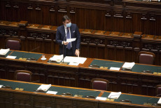 Il premier Giuseppe Conte nel corso del question time alla Camera dei Deputati