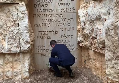 Di Maio al Yad Vashem, l'istituto israeliano in memoria delle vittime dell'Olocausto.