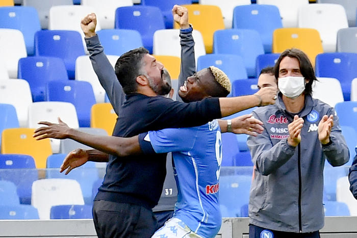 La gioia di Gennaro Gattuso e Victor Osimhen dopo il gol all'Atalanta