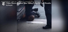 In questo frame tratto da un filmato pubblicato dal New York Times, momento in cui George Floyd viene immobilizzato durante l'arresto a Minneapolis da un agente di polizia che gli preme un ginocchio sul collo.