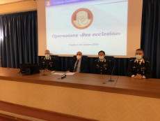 Il procuratore Ezio Basso durante la conferenza stampa dei carabinieri del nucleo tutela patrimonio,