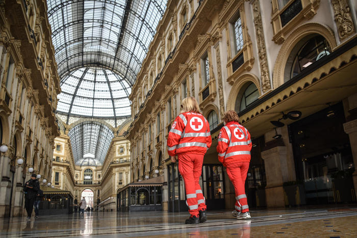 Le vie del centro semideserte nel primo giorno del nuovo lockdown decretato dal Governo nell'ultimo Dpcm, Milano, 6 novembre 2020
