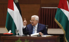 Il negoziatore palestinese Saeb Erekat.