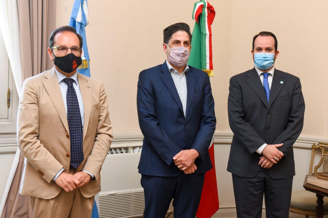 L'Ambasciatore Manzo ha incontrato il Ministro dell'Istruzione argentino Nicolás Trotta e l’Ambasciatore argentino in Italia Roberto Carlés