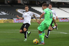 Ciro Immobile mette a segno il suo gol nella partita La Spezia-Lazio.