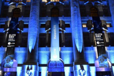 La facciata esterna di Palazzo Mezzanotte, sede della Borsa Italiana, durante la serata di welcome e networking dell'evento Elite Day 2018.