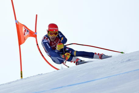 Christof Innerhofer in azione durante la corsa Super G della Coppa Mondiale FIS Alpine Skiing in Kitzbuehel, Austria.