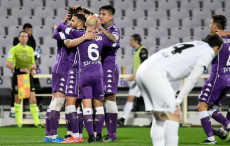 Valentin Eysseric festeggia con i compagni (S) il gol del 3-0 contro La Spezia.