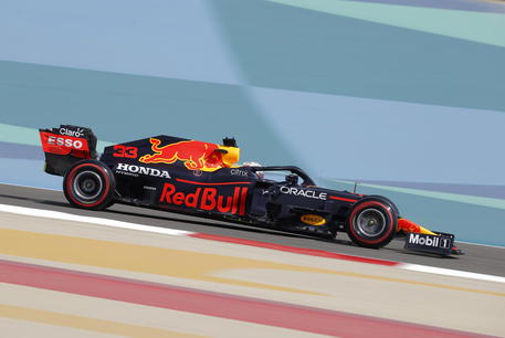 Max Verstappen della Red Bull Racing durante le prove libere a Bahrain.