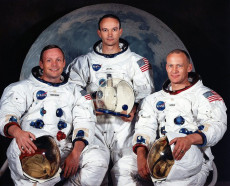In questa foto d'archivio scattata nel 1969 da sinistra gli astronauti Neil A. Armstrong, Michael Collinse Edwin E. Aldrin Jr..