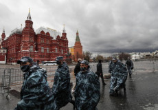 La Piazza Rossa di Mosca presidiata dalle forze della polizia.
