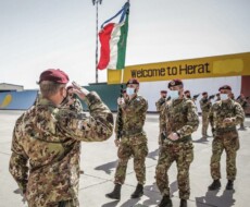 S è conclusa ufficialmente la missione italiana in Afghanistan. Con il rientro dell'ultimo uomo del contingente italiano, è terminato in totale sicurezza un imponente sforzo logistico e operativo condotto con puntualità e sicurezza dalle nostre Forze Armate