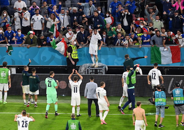 Euro 2020: gli azzurri festeggiano la vittoria sul Belgio.