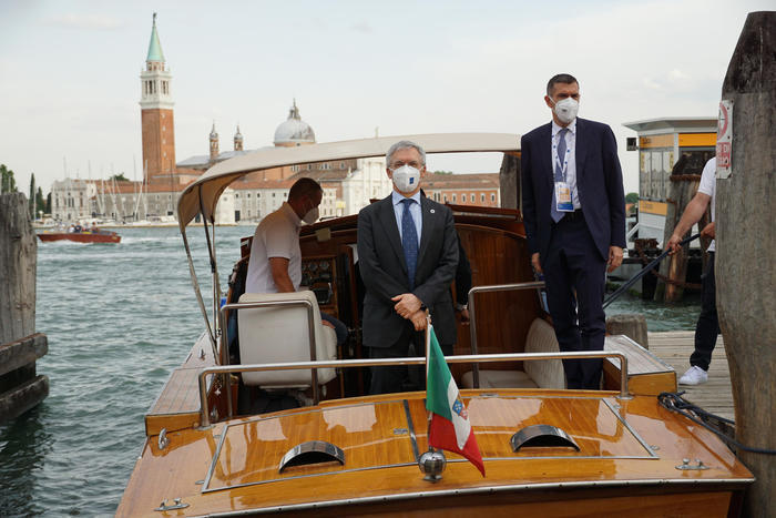 Il ministro dell'Economia Daniele Franco arriva all'isola San Giorgio Maggiore in occasione del G20.