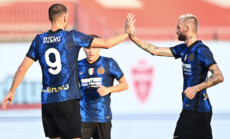 Dzeko in campo all'esordio con l'Inter, in gol contro la Dinamo Kiev