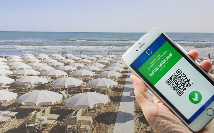 Green pass anche per accedere negli stabilimenti balneari.
