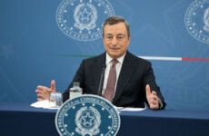 La conferenza stampa del Presidente Draghi con i ministri per gli Affari regionali e le Autonomie Gelmini, dell’Istruzione Bianchi, della Salute Speranza, delle Infrastrutture e della Mobilità Sostenibili Giovannini.