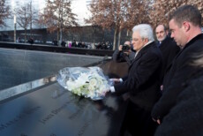 In una foto d'archivio il Presidente della Repubblica Sergio Mattarella in visita Ground Zero.