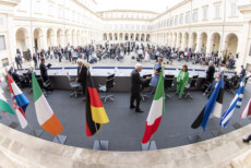 Il Presidente Sergio Mattarella e i Capi di Stato partecipanti alla XVI riunione del Gruppo Arraiolos nel corso delle dichiarazioni alla stampa