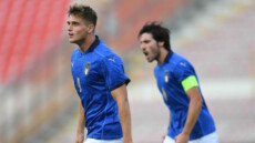 Lorenzo Colombo esulta dopo il gol in Italia-Montenegro Under 21 - Qualificazioni Euro 2023