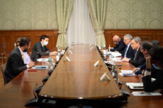 Il Presidente Draghi, con i ministri Franco e D'Incà, incontra i rappresentanti del M5S in vista della discussione parlamentare sulla Legge di Bilancio.
