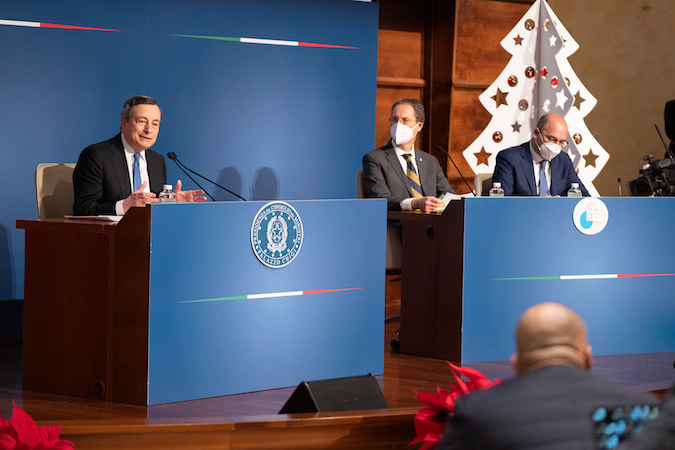 Il Presidente del Consiglio, Mario Draghi, alla conferenza stampa di fine anno organizzata dal Consiglio nazionale dell’Ordine dei giornalisti in collaborazione con l’Associazione della Stampa parlamentare, presso l’Auditorium Antonianum.