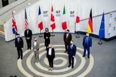 Un post tratto dal profilo Facebook di Luigi Di Maio: Seconda giornata a Liverpool per il G7 Esteri/Sviluppo. Con i miei colleghi di Gran Bretagna, Germania, Francia, Usa, Canada, Giappone e UE .