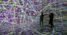 Il 'Leonardo Da Vinci: Wisdom of AI Light Exhibition' (Leonardo Da Vinci: The Wisdom of Artificial Intelligence Light) nell'esposizione collettiva del museo X Media Art Museum (XMAM) in Istanbul