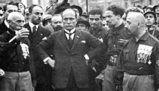 Una foto storica della Marcia su Roma con Benito Mussolini.