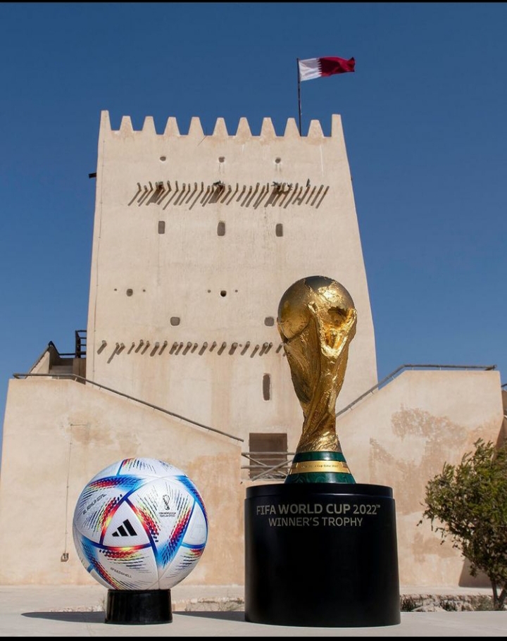 Al Rihla, il pallone del Mondiale Qatar 2022.