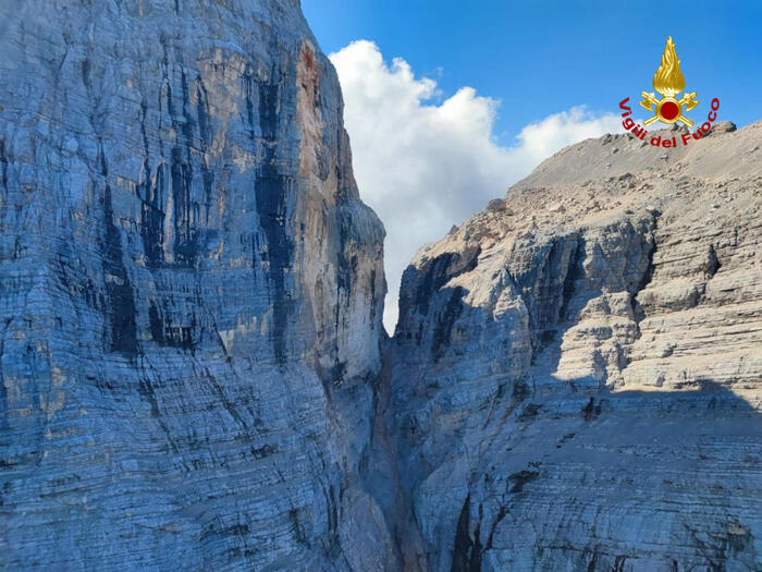 Una scarica di roccia ha interessato un versante del Monte Pelmo, sulle Dolomiti di Zoldo