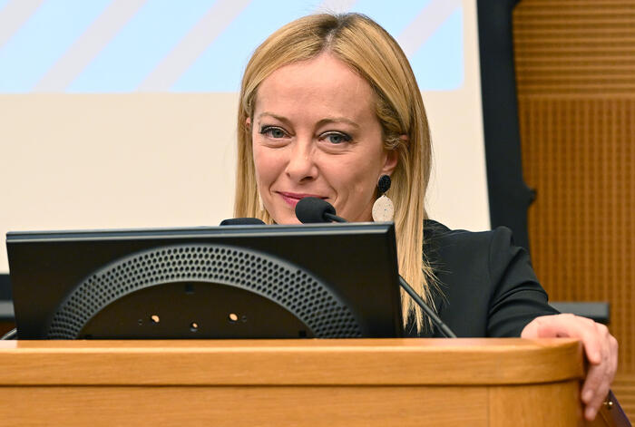 La presidente di FdI, Giorgia Meloni, durante l'assemblea degli eletti di Fratelli d'Italia nell'Auletta dei gruppi parlamentari della Camera dei Deputati,