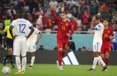 Ferran Torres festeggia il suo gol del 3-0 contro il Costarica.