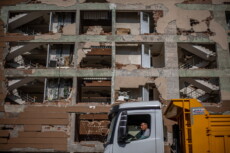 Un edificio distrutto nella città di Hatay, in Turchia..